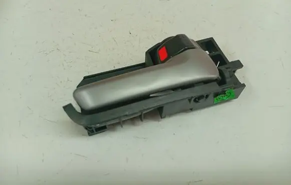 Nissan Pixo Rear door interior handle 8311075J0