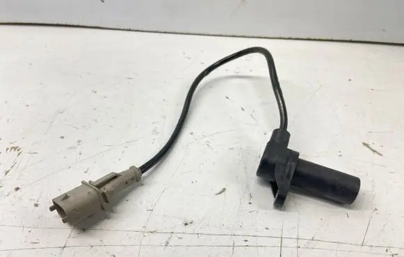 Porsche Boxster 986 Crankshaft position sensor BOSCH 0261210204