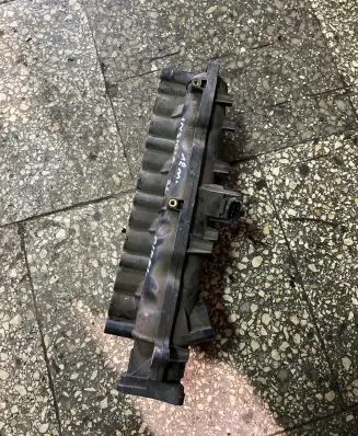 Opel Insignia A Intake manifold PA66GF35