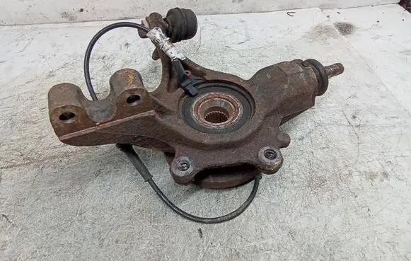 Peugeot 307 Rear wheel hub spindle/knuckle 