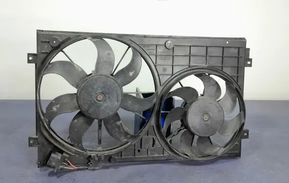 Volkswagen Scirocco Electric radiator cooling fan 1K0121207BB