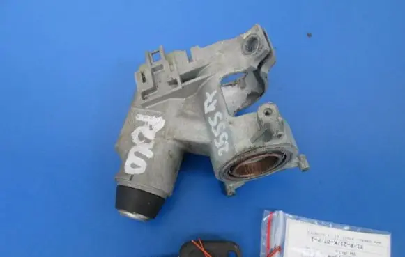 Volkswagen Polo II 86C 2F Ignition lock