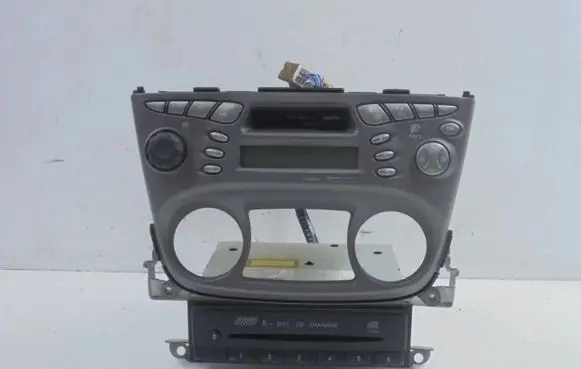 Nissan Almera Tino HiFi Audio sound control unit 28113BN314