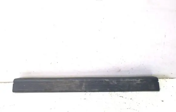 Mercedes-Benz C W204 Front sill trim cover A2046860136