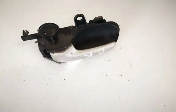 Toyota Yaris Verso Rear door interior handle