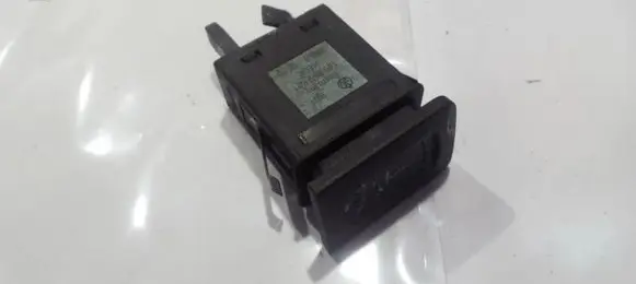 Volkswagen Golf IV Windscreen/window heater switch 1j0959621