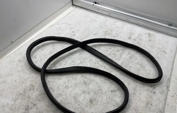 Tesla Model X Front door rubber seal 103211700D