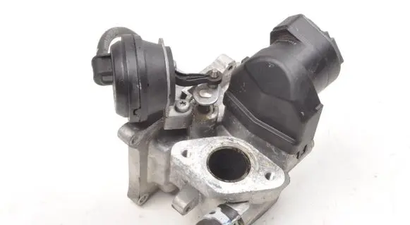 Volvo V40 EGR valve 31422119