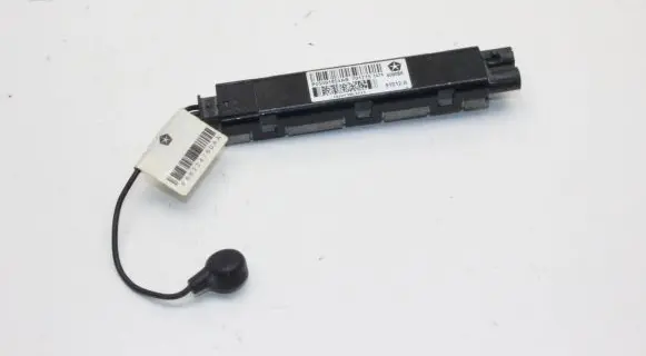 Jeep Cherokee Aerial antenna amplifier P05091854AB