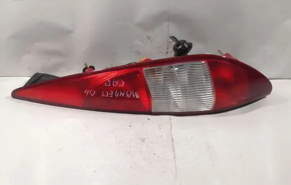 Ford Mondeo Mk III Rear/tail lights