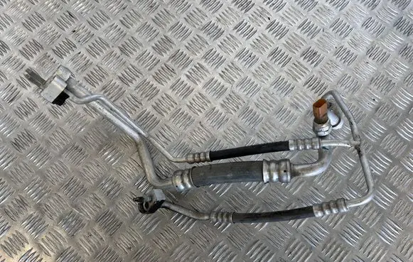 Tesla Model X Air conditioning (A/C) pipe/hose 105466400D