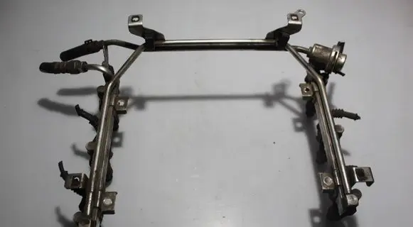 Volkswagen PASSAT B5.5 Fuel main line pipe
