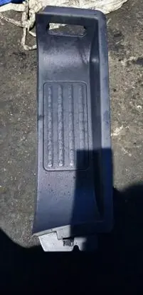 Volkswagen Multivan T5 Front sill trim cover brak