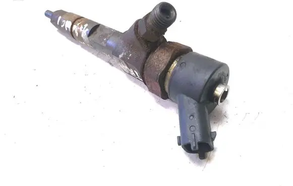 Fuel injector