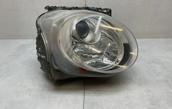 Nissan Juke I F15 Headlight/headlamp 26010BV80A
