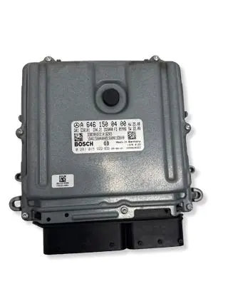 Mercedes-Benz Vito Viano W639 Engine control unit/module A6461500400 1039S28922 0281015922