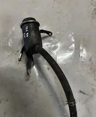 Toyota Land Cruiser (HDJ90) Power steering fluid tank/reservoir 