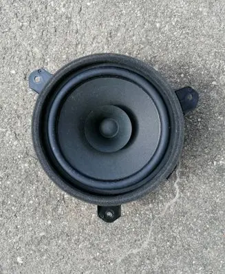 Subaru XV II Rear door speaker