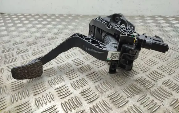 Clutch pedal