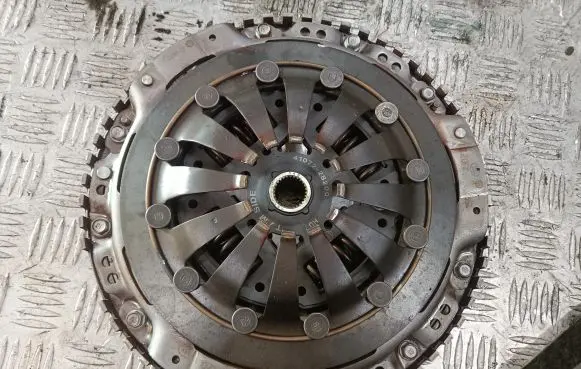 KIA Niro Clutch set kit 410712B200 410722B200 2329008300