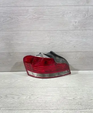 BMW 1 E82 E88 Rear/tail lights 7285641 2VP00961503