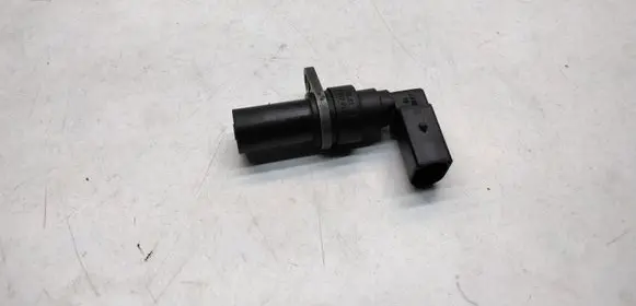BMW 5 E39 Crankshaft position sensor 2247926