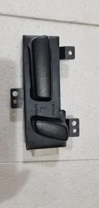 Toyota RAV 4 (XA40) Seat control switch 