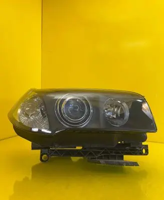 BMW X3 E83 Headlight/headlamp 6923858
