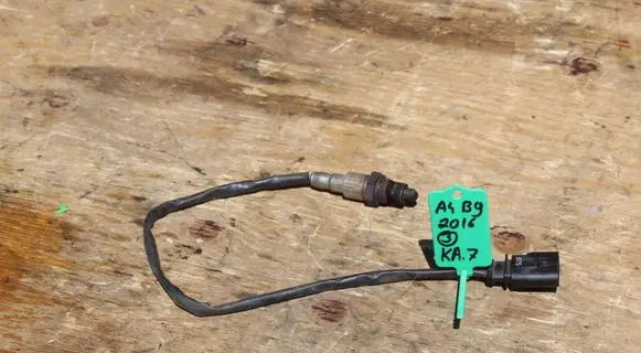 Audi A4 S4 B9 Lambda probe sensor 8K0906262F 656172A 0258030215