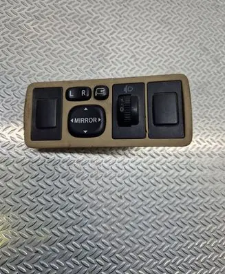 Toyota Corolla E140 E150 Light switch 183575