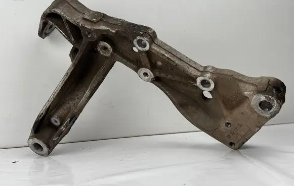 Audi A6 S6 C6 4F Front lower control arm/wishbone 1K0199295E