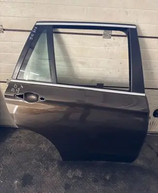 BMW X5 F15 Rear door