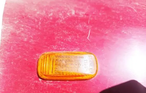 Honda Civic Front fender indicator light