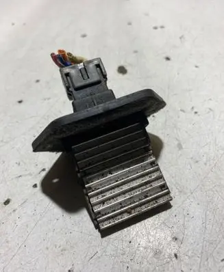 Hyundai Tucson JM Heater blower motor/fan resistor 