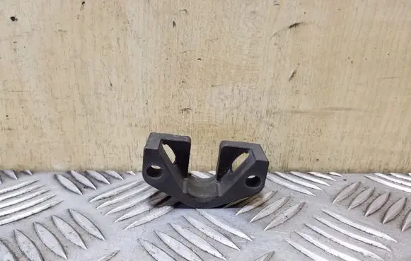 BMW X3 E83 Fuel Injector clamp holder