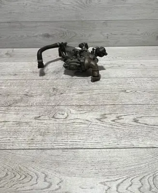BMW 5 F10 F11 EGR valve cooler 8513132 73789110 170621
