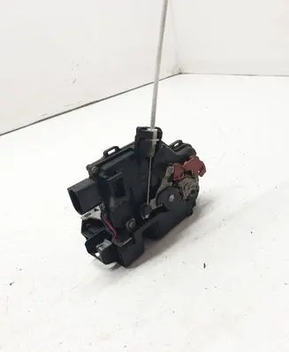 Audi A4 S4 B7 8E 8H Front door lock 4B1837016E
