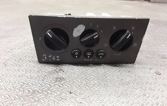 Opel Meriva A Climate control unit 13215936 92746244