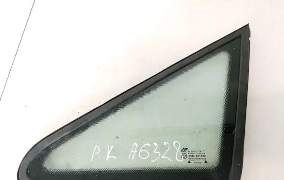 Citroen C8 Front door vent window glass four-door 