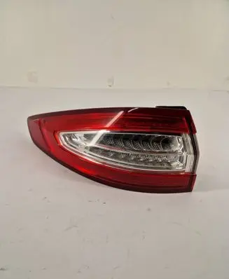 Ford Mondeo MK V Rear/tail lights 21030108
