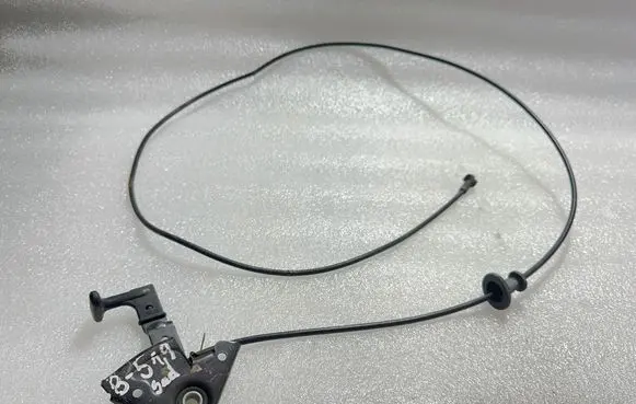 Engine bonnet/hood lock release cable