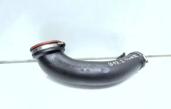 Volvo XC60 Intercooler hose/pipe 30774692