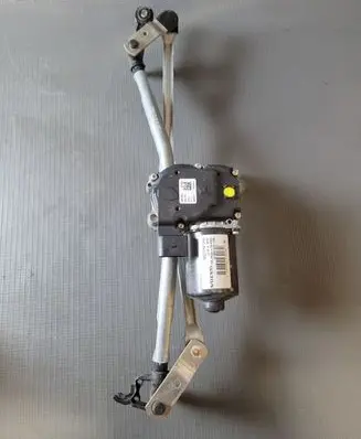 Volvo XC60 Front wiper linkage and motor 868432272180 320223404 32342546