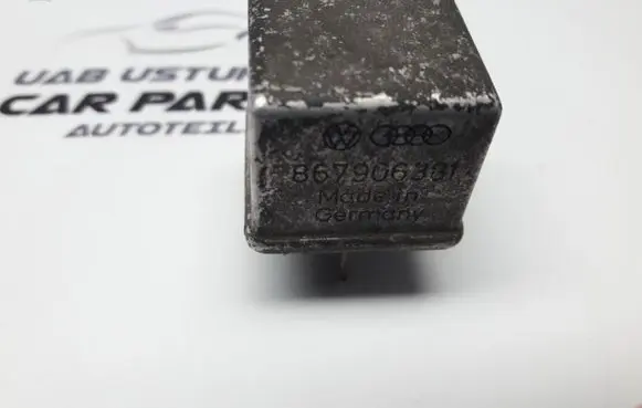 Volkswagen PASSAT B3 Other relay 867906381 899696