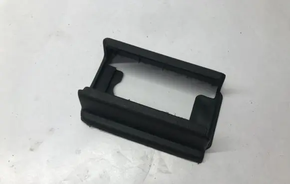 Dodge Challenger Front door seat control surround trim L0202143