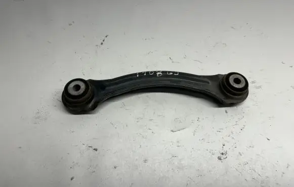 Dodge Challenger Rear upper control arm/wishbone 1302C118338C C118338C