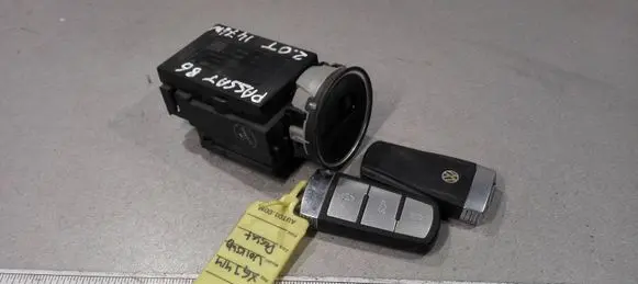 Volkswagen PASSAT B6 Ignition lock 3C0905843M 33303301 2875Q07S