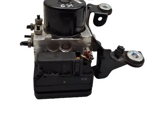 Volvo XC70 ABS Pump P31261142
