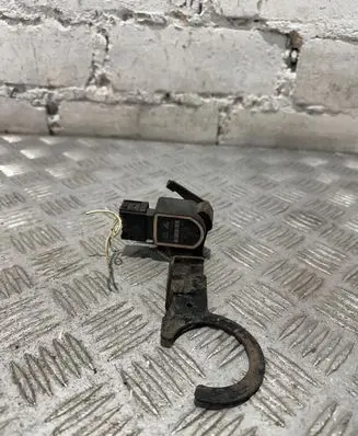 Peugeot 308 Front height sensor lever 1307213000
