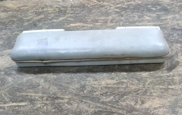 Buick LeSabre Front door interior handle trim 